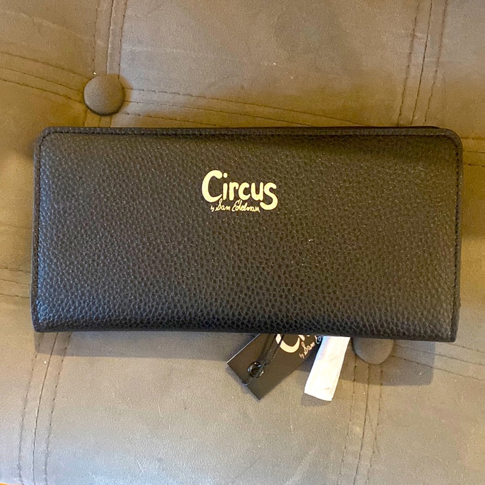 Brand new wallet